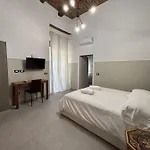 Bed and breakfast La Del Centro Storico Nápoles