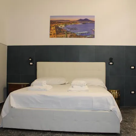 B&B La Del Centro Storico 나폴리