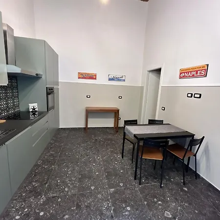 B&B La Del Centro Storico 나폴리